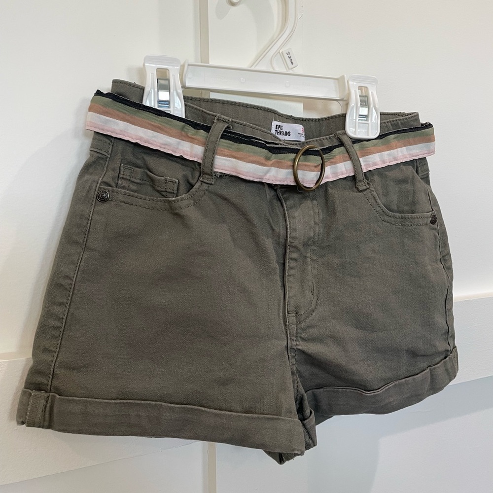“Camo green” Shorts